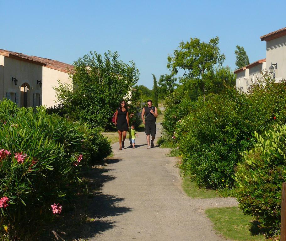 Hotel Restaurant Les Jasses De Camargue Gallargues-le-Montueux Rom bilde