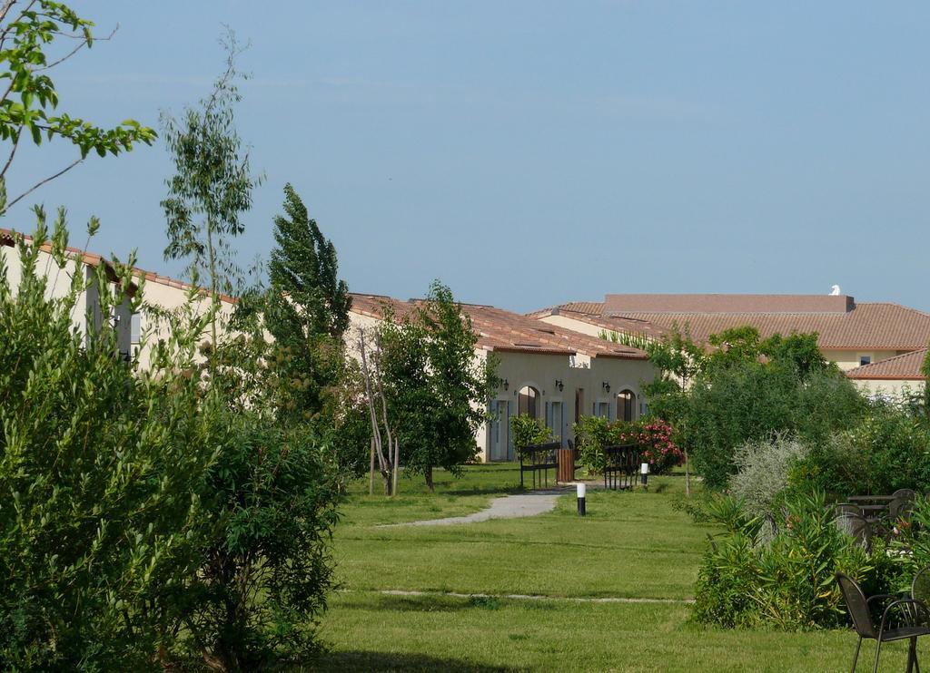Hotel Restaurant Les Jasses De Camargue Gallargues-le-Montueux Rom bilde